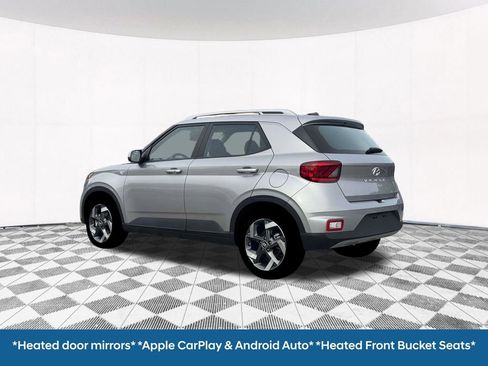 New 2026 Hyundai Venue SEL FWD image 6