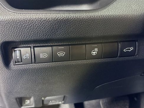 Used 2024 Toyota RAV4 SE w/ Convenience Package AWD/4WD image 12