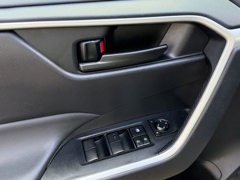Used 2025 Toyota RAV4 LE image 22