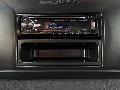 Used 2019 Mercedes-Benz Sprinter 170 Cargo image 21