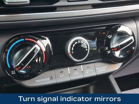Used 2022 Hyundai Kona SEL AWD/4WD image 13