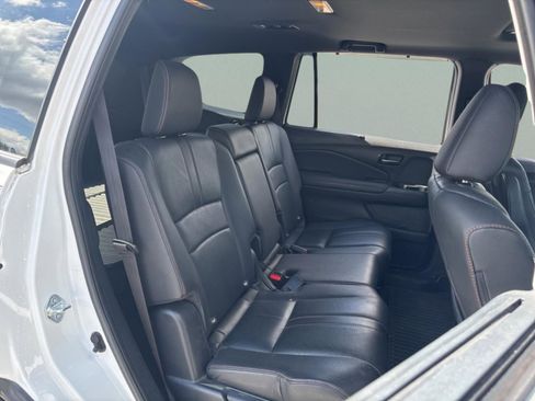 Used 2022 Honda Pilot TrailSport image 37