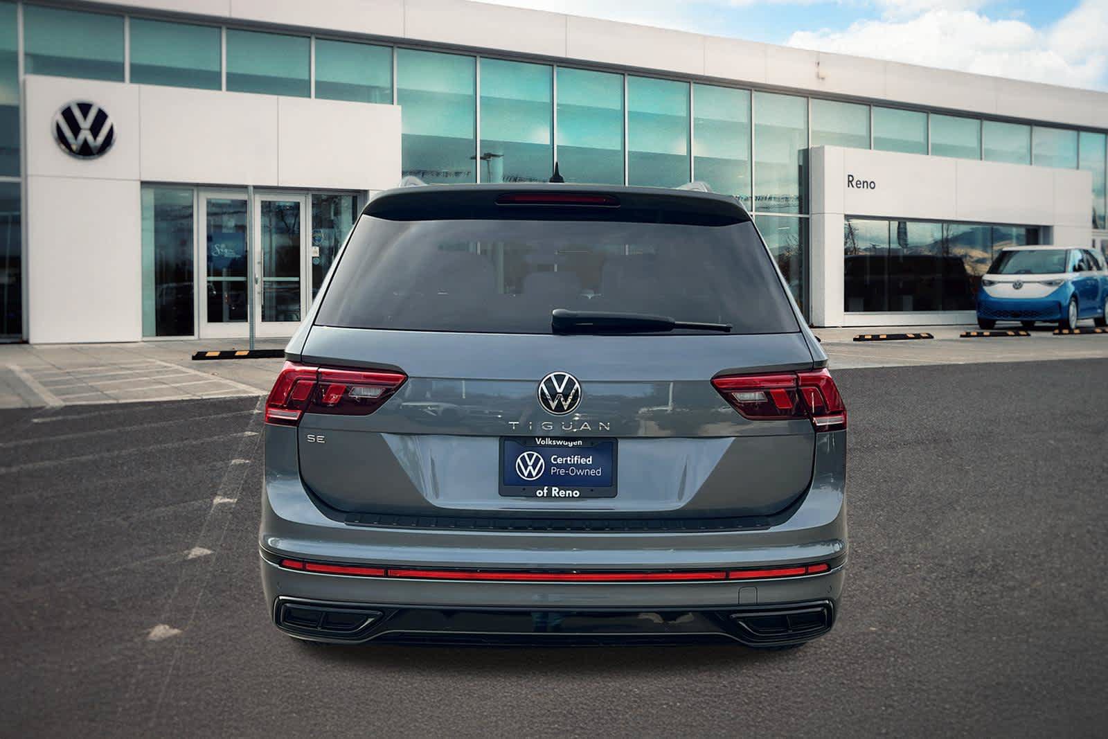 Certified 2023 Volkswagen Tiguan SE R-Line FWD image 6