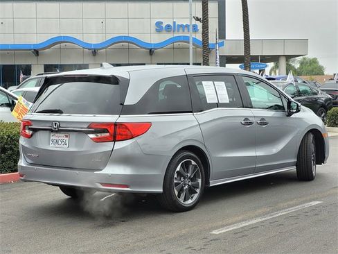 Used 2023 Honda Odyssey Elite image 5