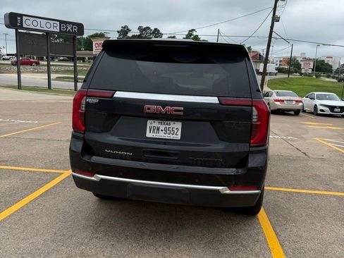 Used 2025 GMC Yukon Elevation RWD image 7
