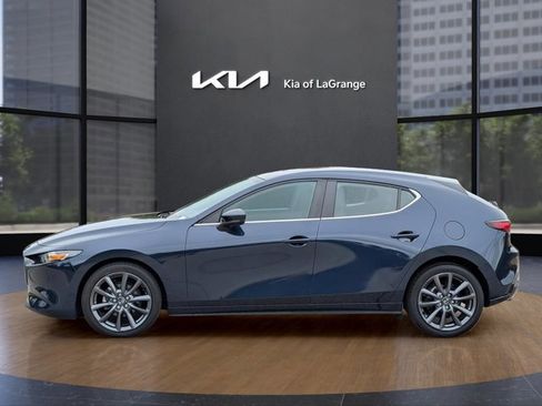 Used 2024 MAZDA MAZDA3 s image 13