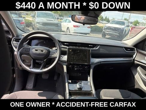 Used 2023 Jeep Grand Cherokee L Laredo AWD/4WD image 42