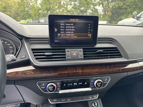 Used 2018 Audi Q5 2.0T Premium image 16