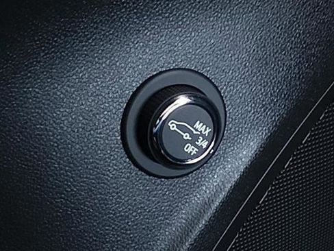 New 2025 Buick Envision Sport Touring image 10