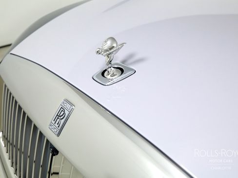 Used 2025 Rolls-Royce Spectre w/ Spectre Launch Package image 39