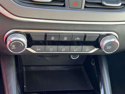 Used 2025 Nissan Altima 2.5 SR image 28