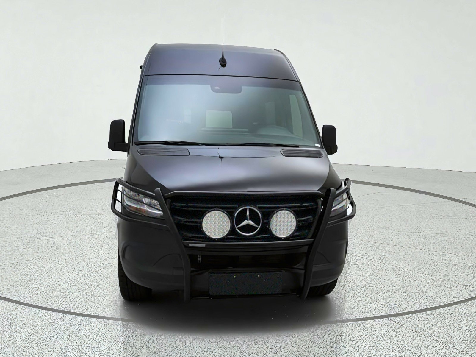 Used 2023 Mercedes-Benz Sprinter 2500 image 3