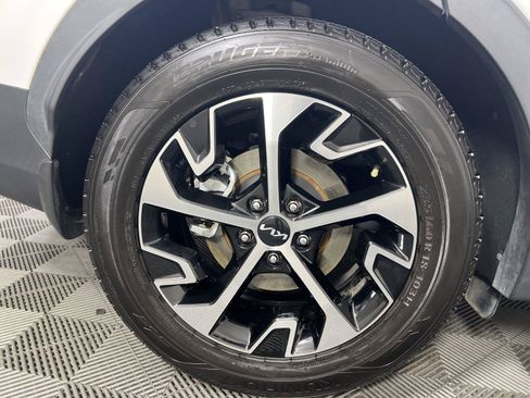 Used 2023 Kia Sportage EX FWD image 25