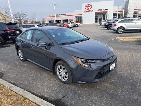 Used 2026 Toyota Corolla LE image 5