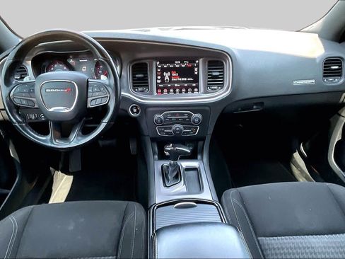 Used 2021 Dodge Charger SXT w/ Blacktop Package AWD/4WD image 15