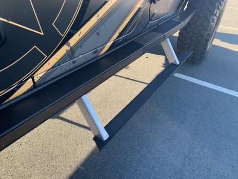 Used 2023 Jeep Gladiator Sport image 21