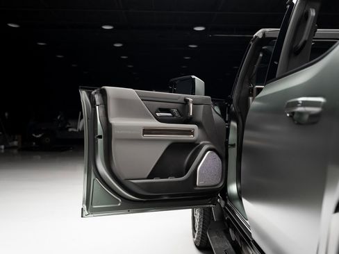 Used 2024 GMC Hummer EV 3X AWD/4WD image 55