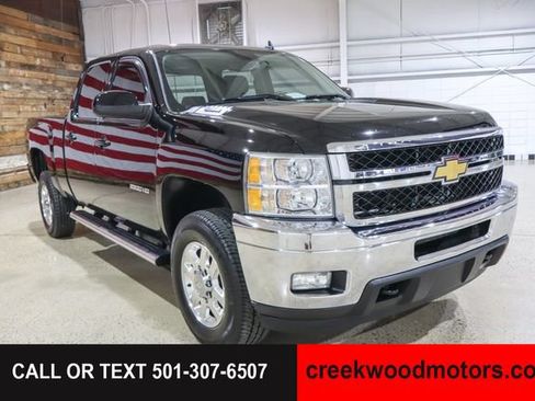 Used 2014 Chevrolet Silverado 2500 LTZ w/ LTZ Plus Package AWD/4WD image 39