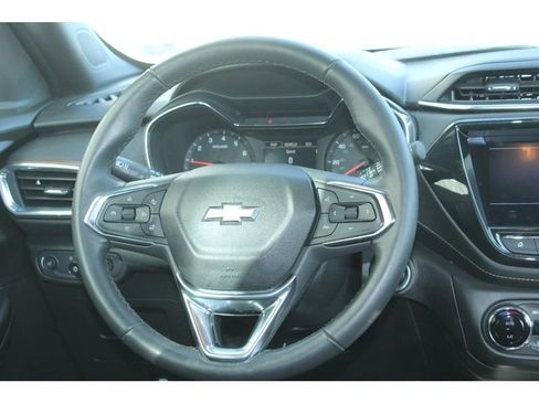 Used 2023 Chevrolet TrailBlazer ACTIV w/ Convenience Package image 16