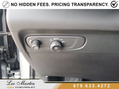 Used 2023 Buick Envision Essence w/ Sport Touring Package AWD/4WD image 19