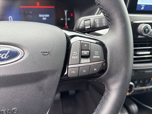 Used 2025 Ford Escape Active w/ Cold Weather Package image 17