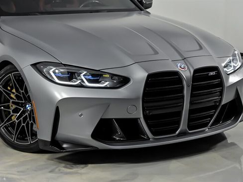 Used 2023 BMW M3 w/ M Carbon Exterior Package RWD image 2