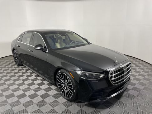 Used 2021 Mercedes-Benz S 580 4MATIC Sedan image 7