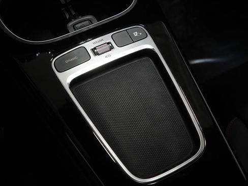 Used 2025 Mercedes-Benz CLA 35 AMG 4MATIC image 30