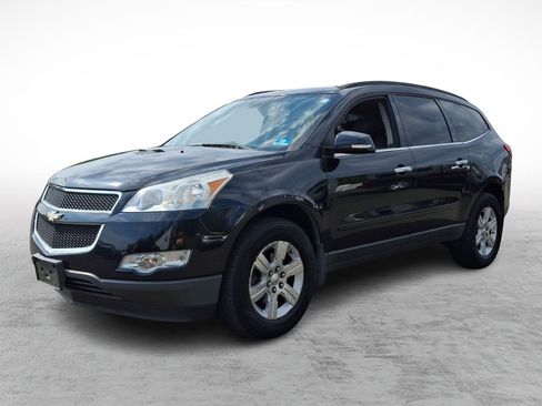 Used 2012 Chevrolet Traverse LT FWD image 3