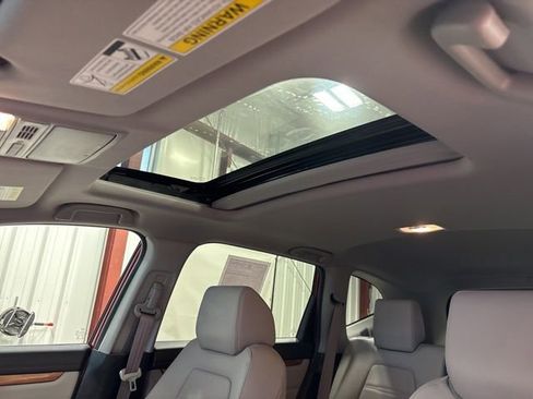 Certified 2022 Honda CR-V Touring image 35