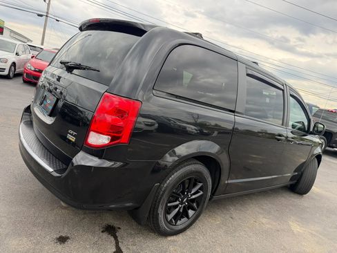 Used 2019 Dodge Grand Caravan GT image 56