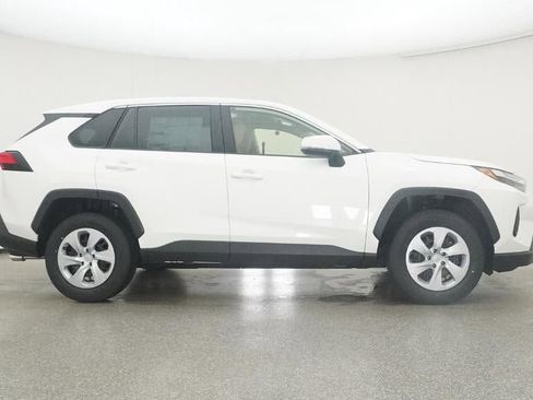 New 2025 Toyota RAV4 LE image 27