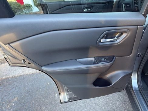 New 2026 Nissan Rogue SV image 29