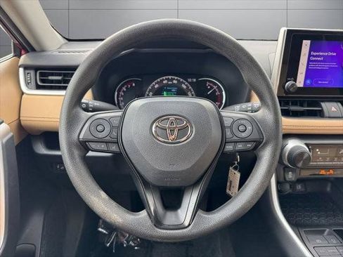 Certified 2023 Toyota RAV4 LE AWD/4WD image 43