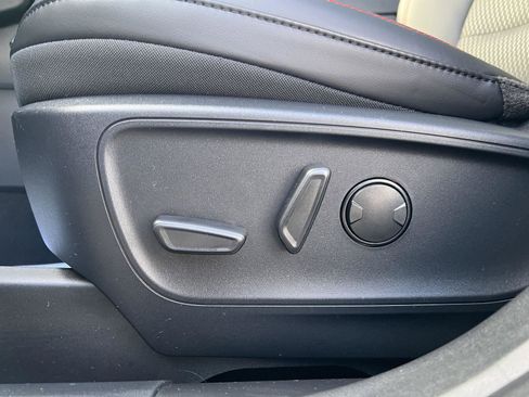 New 2026 Ford Escape ST-Line w/ Tech Pack #1 image 19