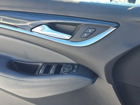 Used 2021 Buick Enclave Essence w/ Sport Touring Edition image 30