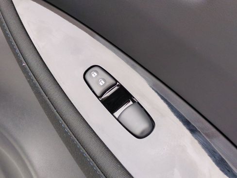 New 2024 Nissan Leaf SV Plus image 37