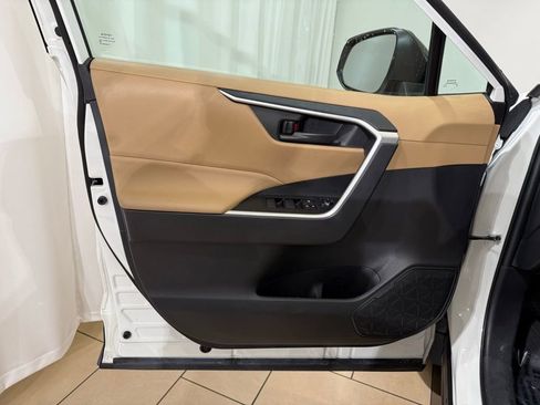 Used 2023 Toyota RAV4 LE image 15