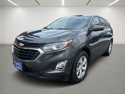 Used 2021 Chevrolet Equinox LT image 1