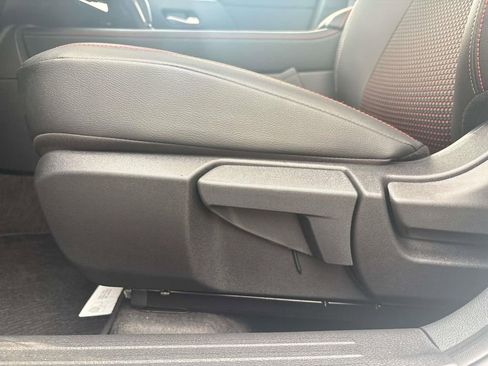 New 2026 Nissan Kicks SR w/ SR Premium Package AWD/4WD image 8
