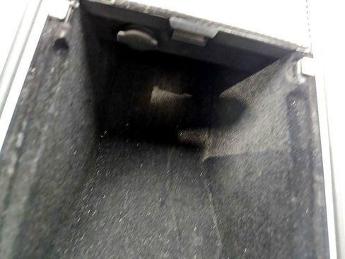 Used 2021 Tesla Model Y Performance image 33