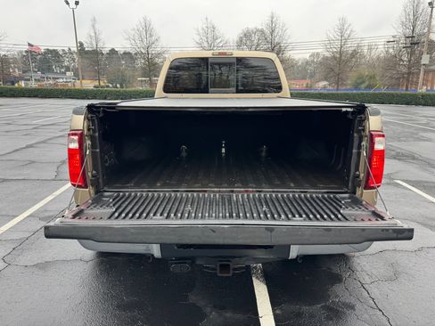 Used 2013 Ford F450 Lariat w/ Lariat Interior Pkg image 9