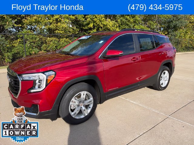 Used 2024 GMC Terrain SLE w/ Driver Convenience Package FWD image 1