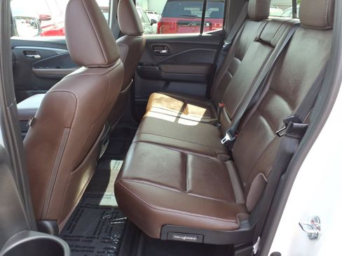 Certified 2025 Honda Ridgeline RTL image 7
