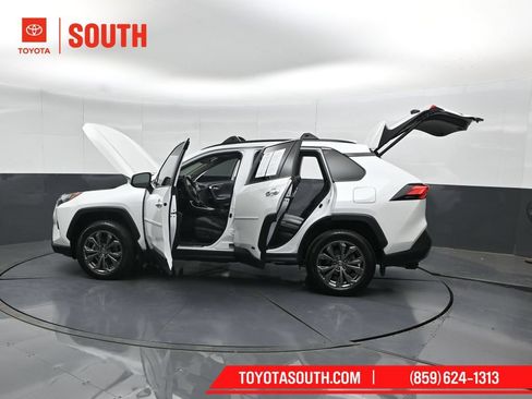 Used 2024 Toyota RAV4 Limited w/ Advanced Technology Package AWD/4WD image 57