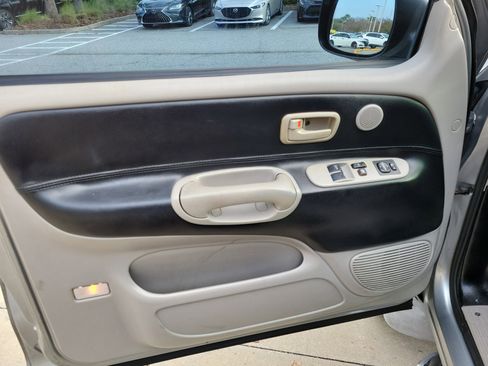 Used 2003 Toyota Tundra SR5 image 10