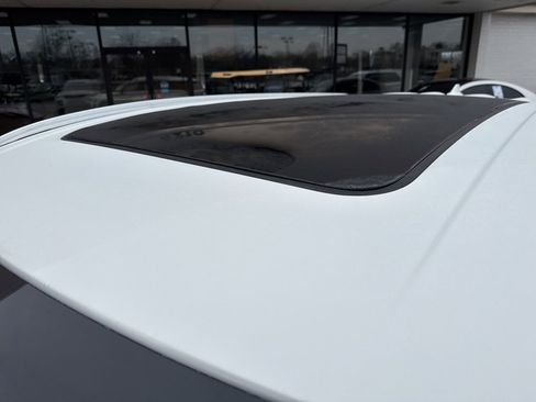 Used 2023 Lincoln Aviator Reserve w/ Equipment Group 201A image 6