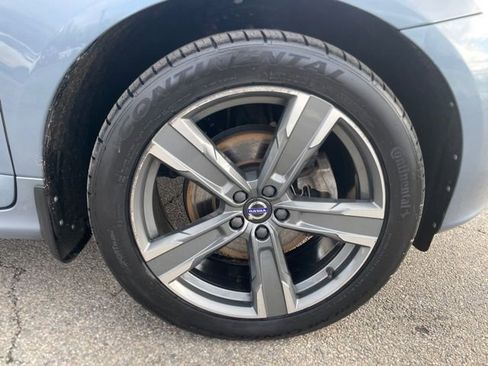 Used 2017 Volvo XC60 T6 Dynamic w/ Advanced Package image 12