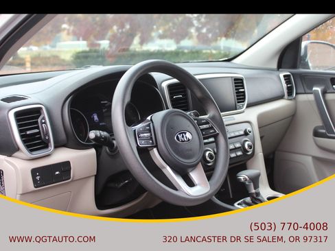 Used 2022 Kia Sportage LX FWD image 9