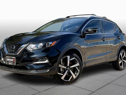Certified 2022 Nissan Rogue Sport SL